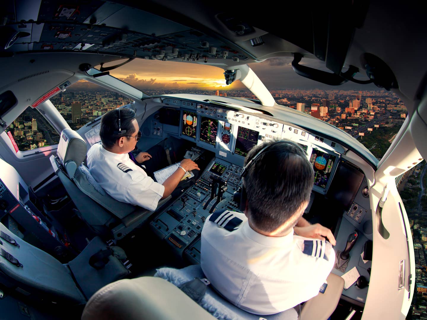 How to Become a Check Airman at a Major Airline