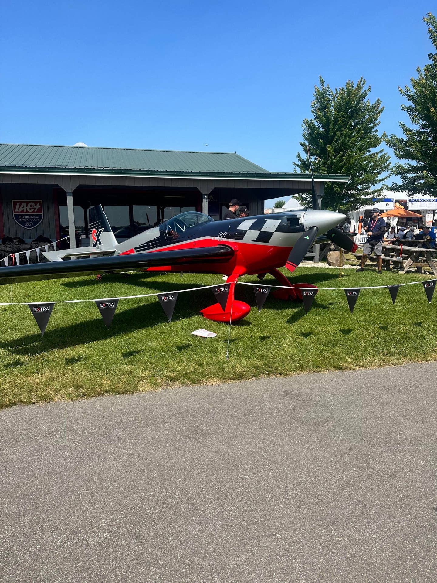 Extra 330SX Unveiled at EAA AirVenture